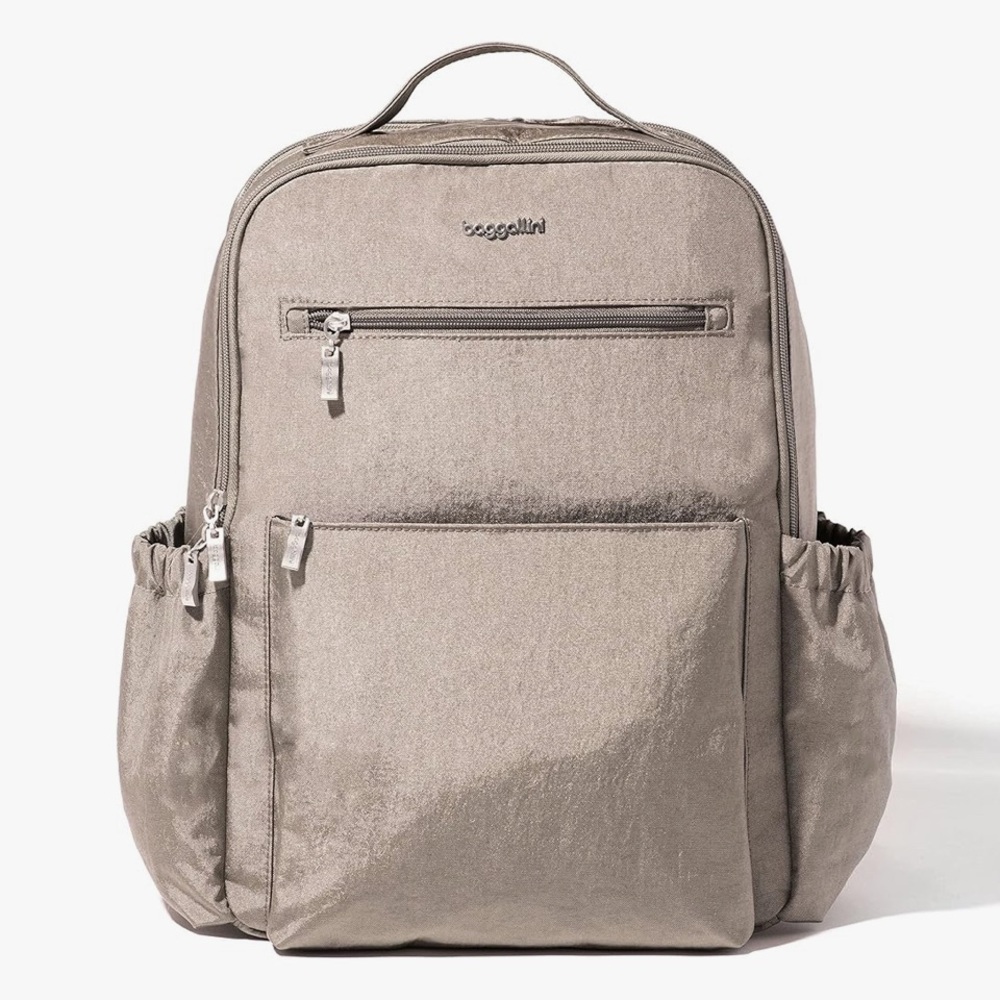 EUC/like New Baggallini Tribeca Expandable Laptop Backpack- “Sterling Shimmer”
